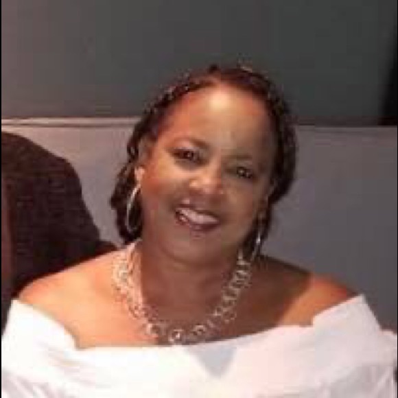 Meet your Posher, Vanessa - Picture 1 of 1